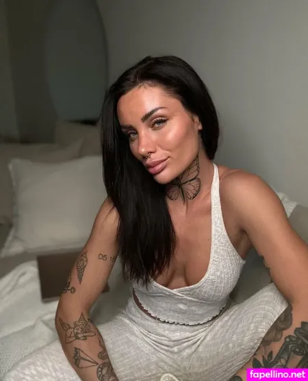 Stephaniekisses 2 OnlyFans Thumbnail #UOEqRyXs7g
