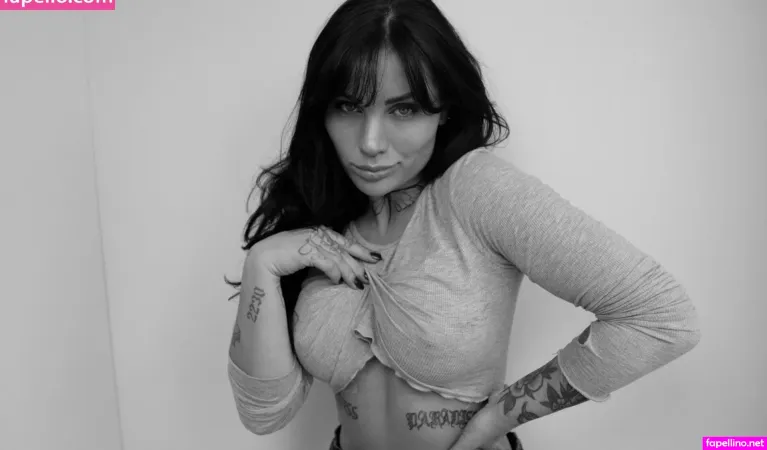 Stephaniekisses 2 OnlyFans Thumbnail #V3axQbhwFc