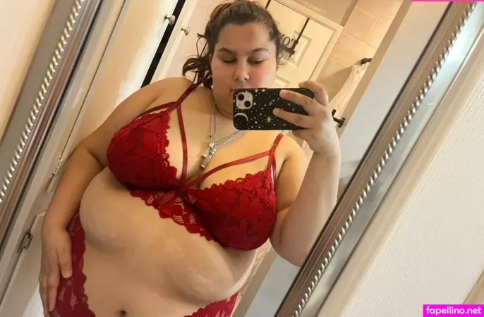 Stephanielove92 OnlyFans Thumbnail #LG2lrsYdgE