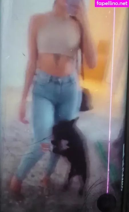 Stephanielovexxx OnlyFans Thumbnail #2tszaS0dYz