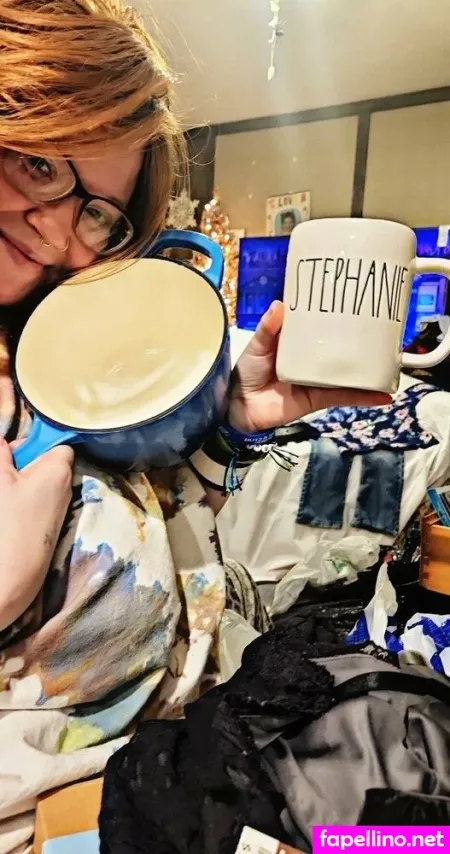 Stephanienlgeorge OnlyFans Thumbnail #SJotPtT0a0