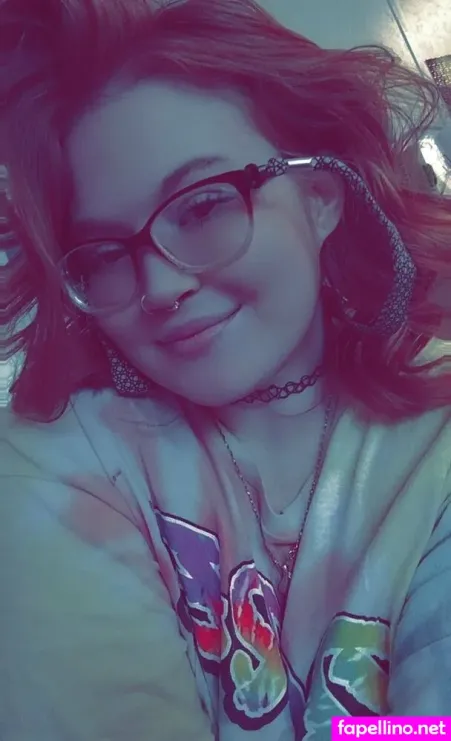 Stephanienlgeorge OnlyFans Thumbnail #gMraILT1dk
