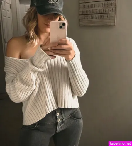 Stephdd888 OnlyFans Thumbnail #bVtuiLAlvC