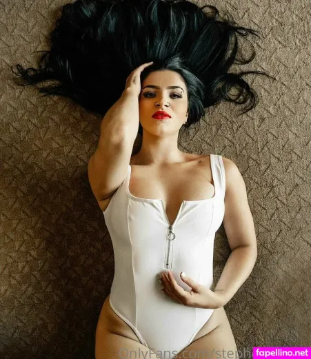 Stephdelander OnlyFans Thumbnail #JtS3e9NLMf