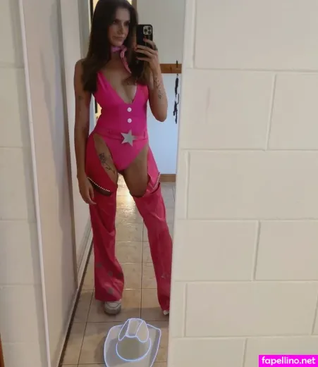 Stephhanieann OnlyFans Thumbnail #DkUtJ2Koo7