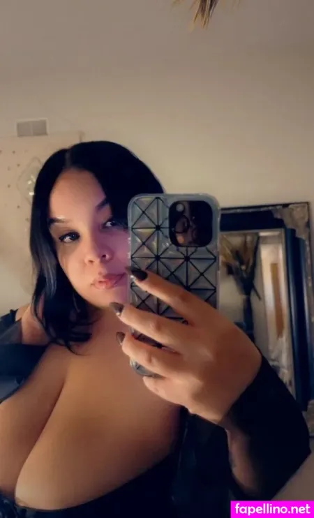 Stephlova Main Profile Photo