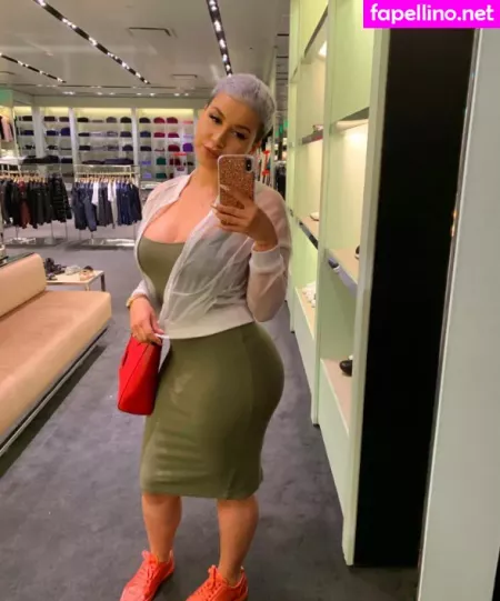 Stephmurves OnlyFans Thumbnail #3ZEeKWaB3u