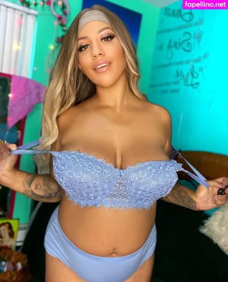 Stephsister OnlyFans Thumbnail #Hv9tIjSzXE