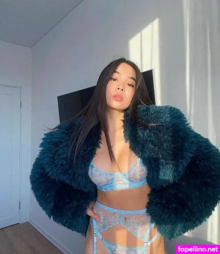 Stepmom Alexa OnlyFans Thumbnail #YtcqYNaep3