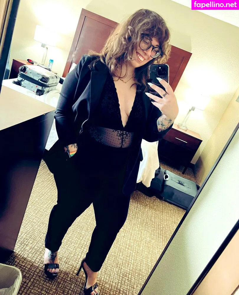 stepstoolsarahx Nude Leaked OnlyFans Photo #1zJhlui0fQ