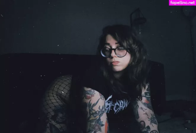 Stepstool Sarah OnlyFans Thumbnail #8vr1HdIp8v