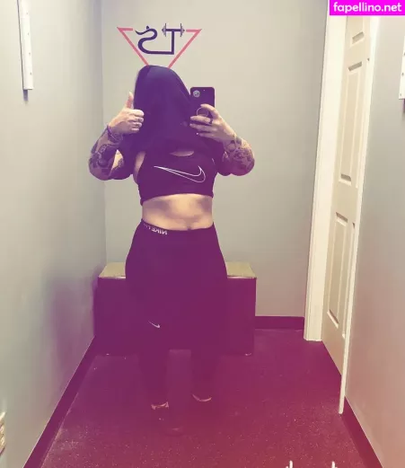 Stepstool Sarah OnlyFans Thumbnail #A5GJP92VWz