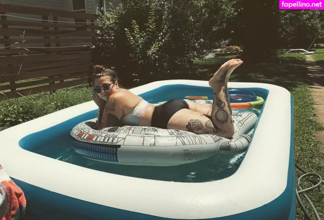 Stepstool Sarah OnlyFans Thumbnail #BaUgsyRf8q