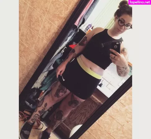 Stepstool Sarah OnlyFans Thumbnail #IdAjphMbIx