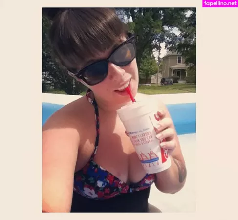 Stepstool Sarah OnlyFans Thumbnail #PphqlZTadJ