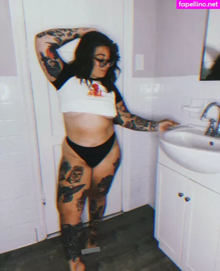 Stepstool Sarah OnlyFans Thumbnail #YCFmS3vTEw