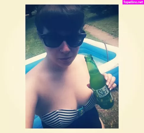 Stepstool Sarah OnlyFans Thumbnail #ab2f2D56te