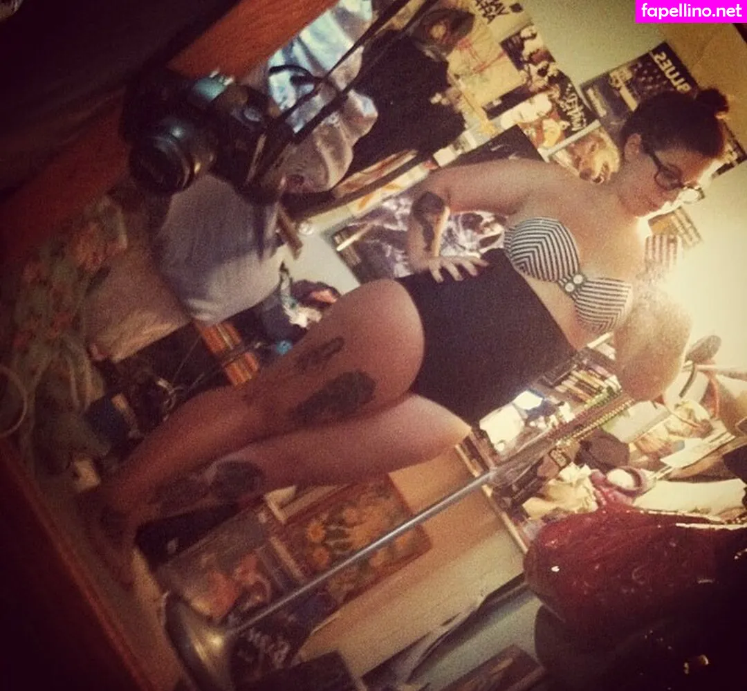 stepstoolsarahx Nude Leaked OnlyFans Photo #eA7M2D0jNx