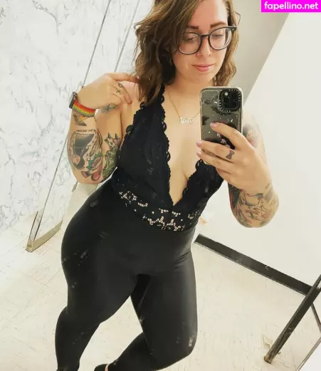 Stepstool Sarah OnlyFans Thumbnail #iSFSwx6VJC