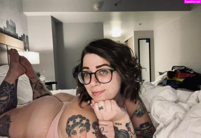 Stepstool Sarah OnlyFans Thumbnail #vBxR5DULD6