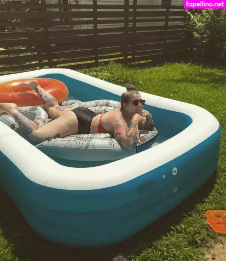 Stepstool Sarah OnlyFans Thumbnail #z31IDg1EEy