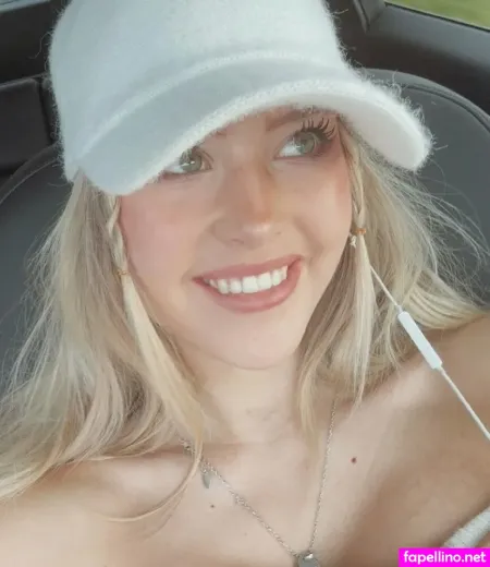 Sterre Meijer OnlyFans Thumbnail #IsWUWlQyK7