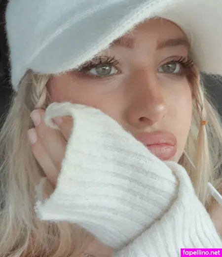 Sterre Meijer OnlyFans Thumbnail #lzGywifiJ2