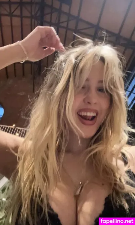 Sterre Meijer OnlyFans Thumbnail #yhZ2icfqR4