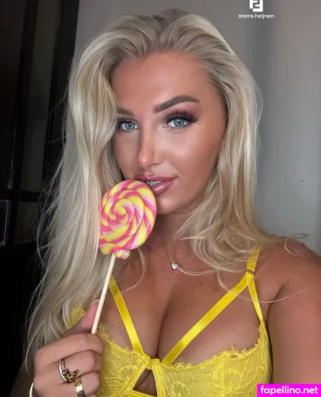 Sterre Noelle Heijnen OnlyFans Thumbnail #b8snY4D9al