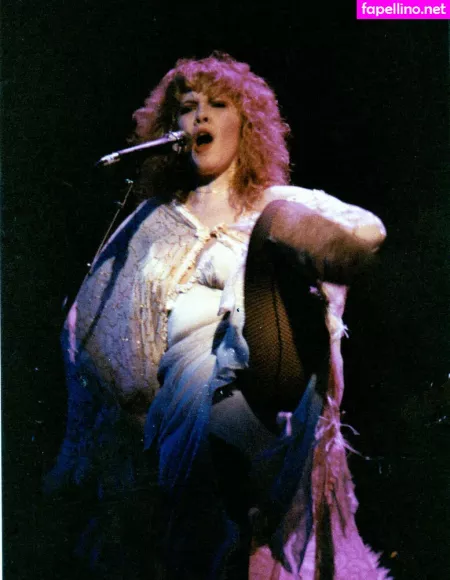 Stevie Nicks OnlyFans Thumbnail #MouWORe2io