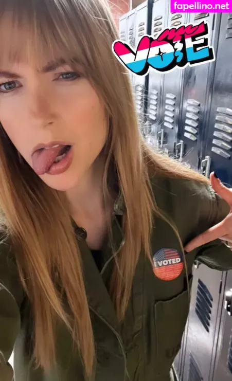 Stevie Wynne Levine OnlyFans Thumbnail #2g360UYmMV