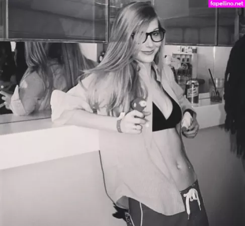Stevie Wynne Levine OnlyFans Thumbnail #FQriaI3rWP