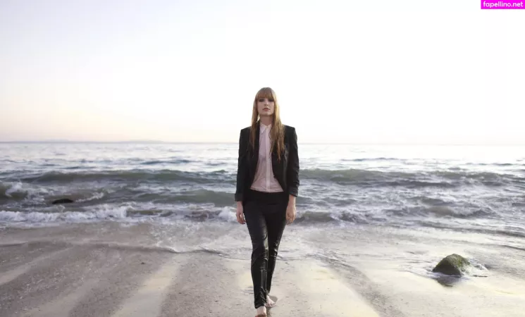 Stevie Wynne Levine OnlyFans Thumbnail #cFD0ZzD2eo