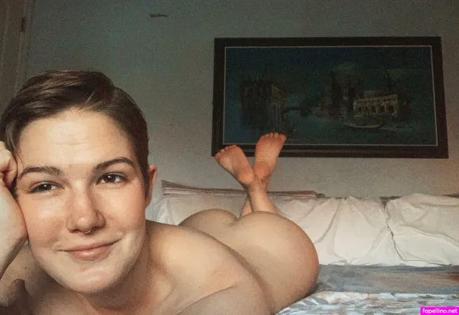 Stevieewren OnlyFans Thumbnail #TU7Hmj1CF6