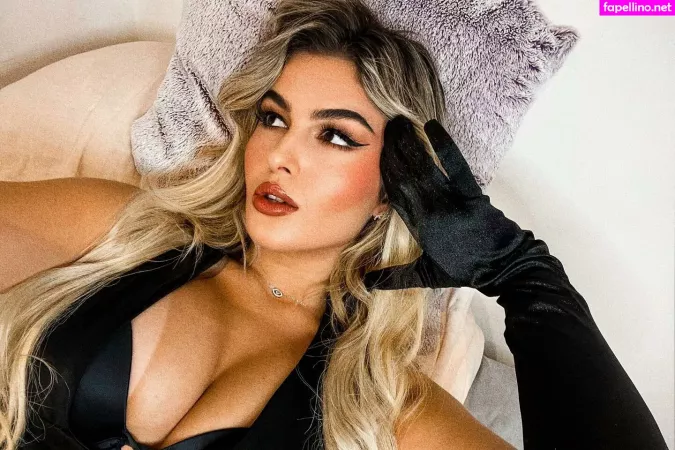 Sthefany Oliveira OnlyFans Thumbnail #kniYU2gHq7