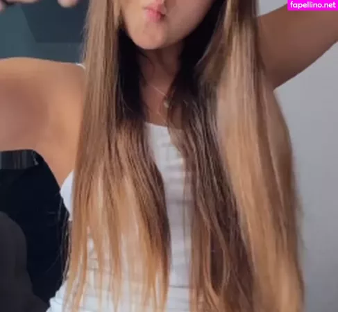 Sthefany Rios OnlyFans Thumbnail #oAUEUotOdC