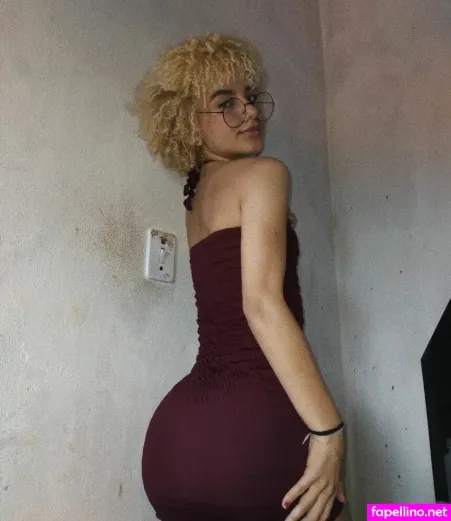 Stherx Monteiro OnlyFans Thumbnail #UGSxiRc6J7