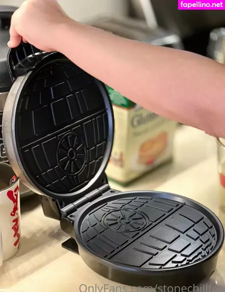 Stonechillfox OnlyFans Thumbnail #8fyyVOeN60