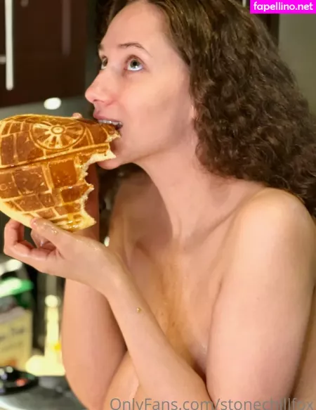 Stonechillfox OnlyFans Thumbnail #IAWU5N6YpT