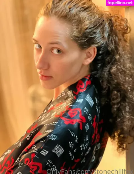 Stonechillfox OnlyFans Thumbnail #OcepG9kkh1