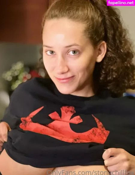 Stonechillfox OnlyFans Thumbnail #Qpwwuj4eK0