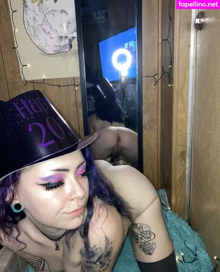 Stoned Baby420 OnlyFans Thumbnail #NYhp4D0SWH