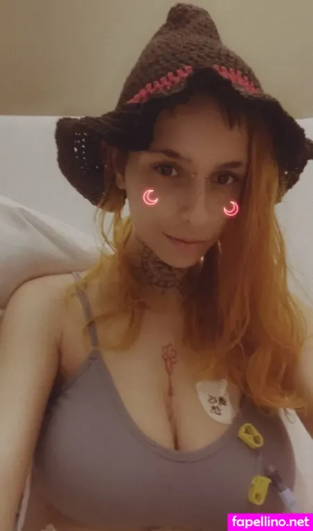 Stoned On Sage OnlyFans Thumbnail #KkfjXWFMNo