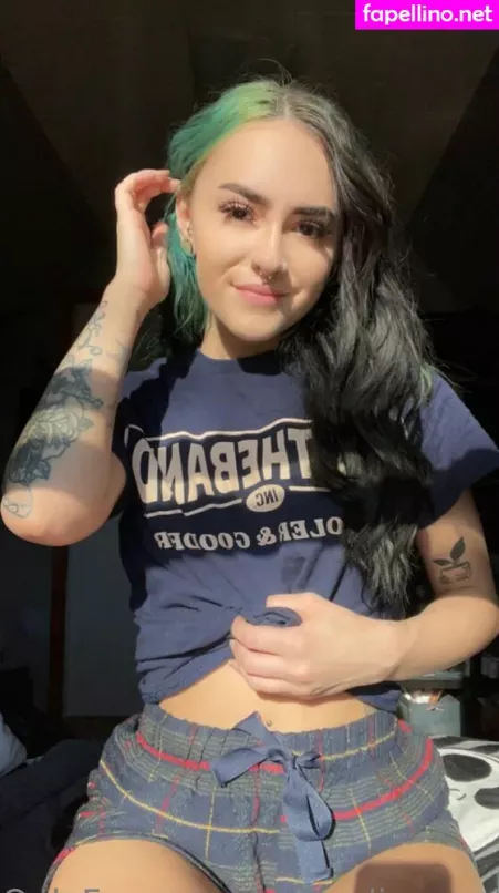 Stonedinagraveyard OnlyFans Thumbnail #IMQLgooT1c