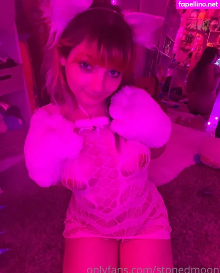 Stonedmoon OnlyFans Thumbnail #3YUYlnz5Og