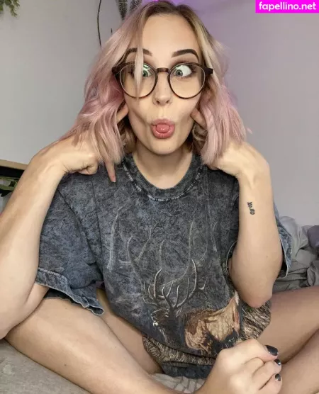 Stonedtoesxo OnlyFans Thumbnail #aAvDLE9rl0