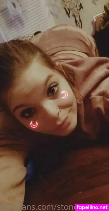 Stoner 420chick OnlyFans Thumbnail #X0OB3f2UoW