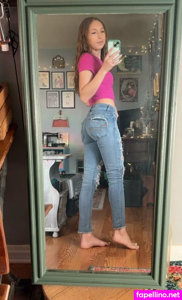 stoner.babe.420, stoner.babex420 Nude Leaked OnlyFans Photo #VtZkTmUL4w
