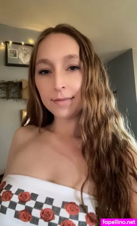 Stoner Babe 420 OnlyFans Thumbnail #deesracPTu