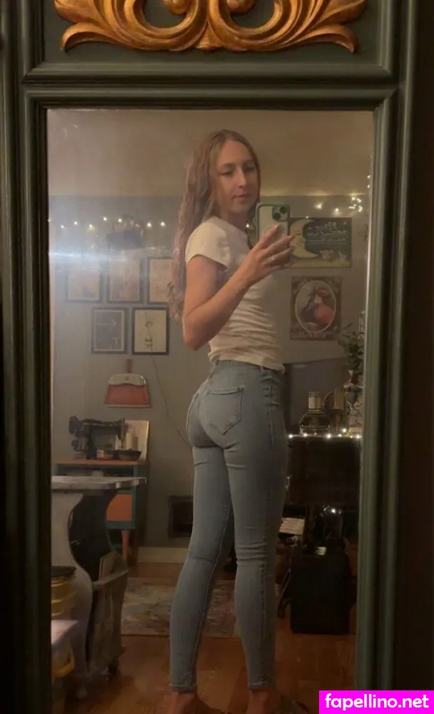 stoner.babe.420, stoner.babex420 Nude Leaked OnlyFans Photo #grT0nQfpmA